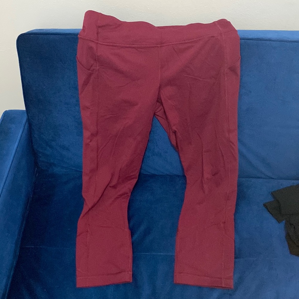 Lululemon pace rival leggings